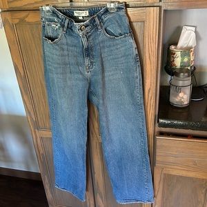 Abercrombie & Fitch Curve Love "90's Relaxed Jean"